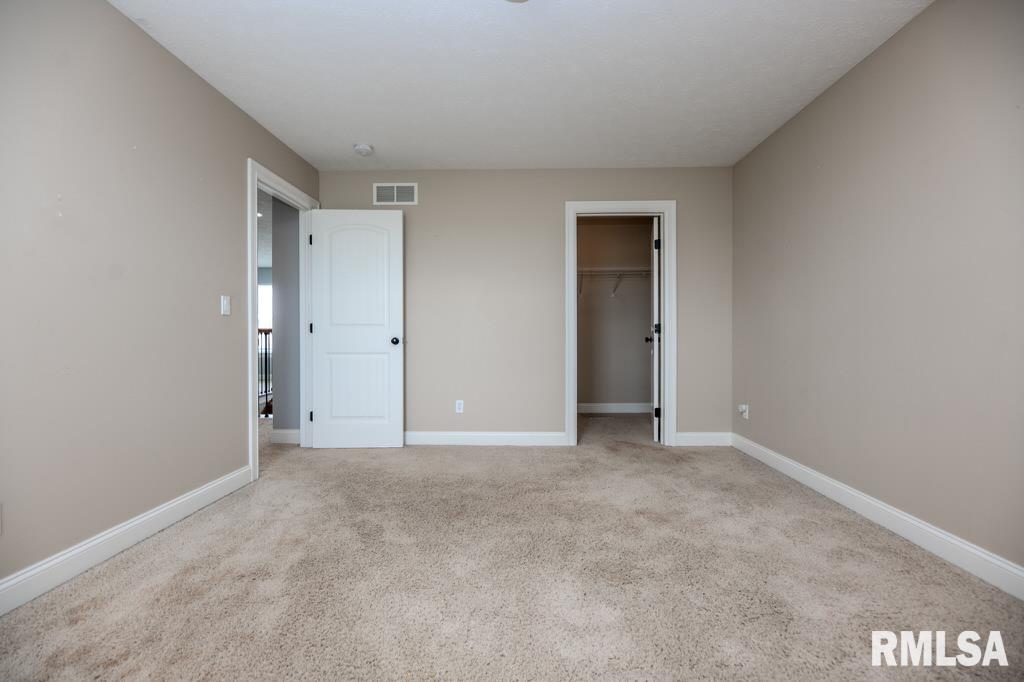 1403 Santa Fe Road Washington, IL 61571 - Photo 38 of 52 Gallery Image 38