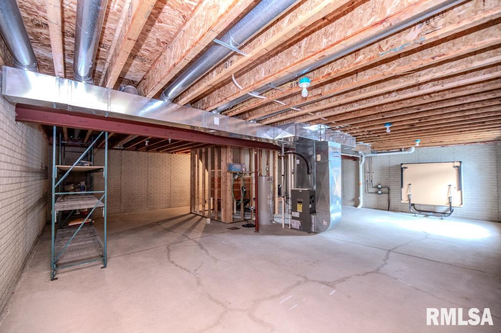 1403 Santa Fe Road Washington, IL 61571 - Photo 42 of 52 Gallery Image 42