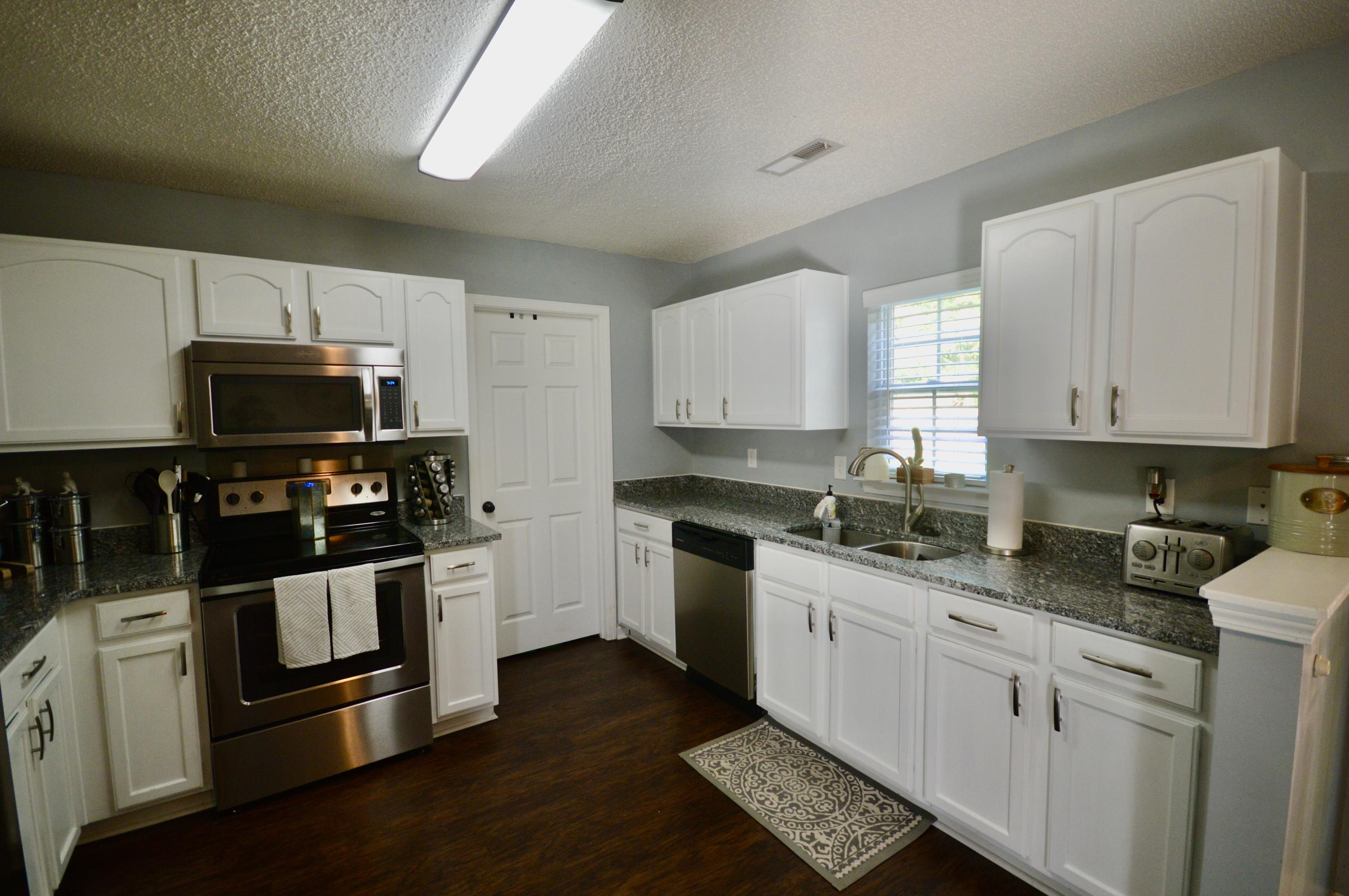 205 Border Road Goose Creek, SC 29445 - Photo 11 of 30 DSC_0015