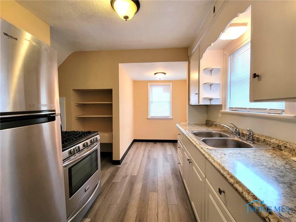 1727 Loxley Road Toledo, OH 43613 - Photo 9 of 24 Gallery Image 9