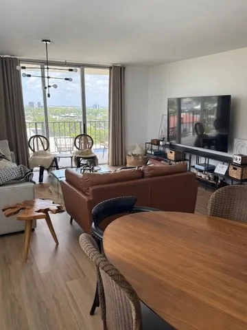 $695,000 | 1900 South Ocean Boulevard, Unit 9R, Pompano Beach, FL 33062