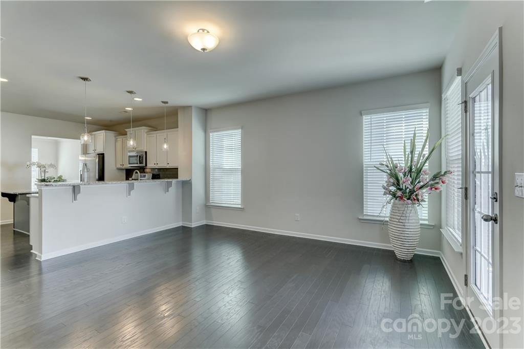 4075 Whittier Lane Tega Cay, SC 29708 - Photo 12 of 37 Gallery Image 12