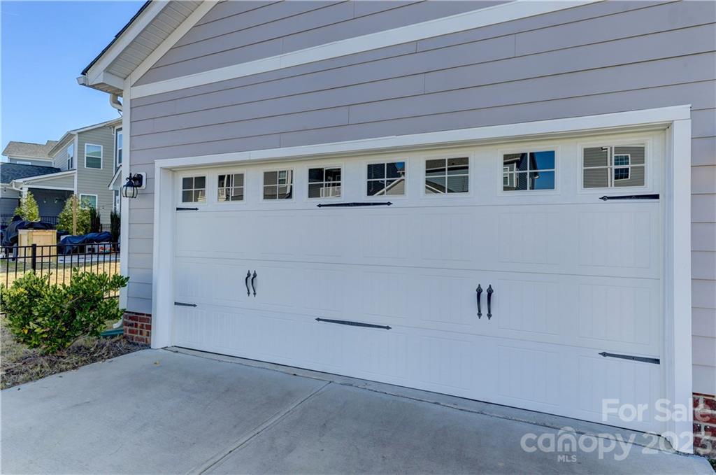 4075 Whittier Lane Tega Cay, SC 29708 - Photo 34 of 37 Gallery Image 34