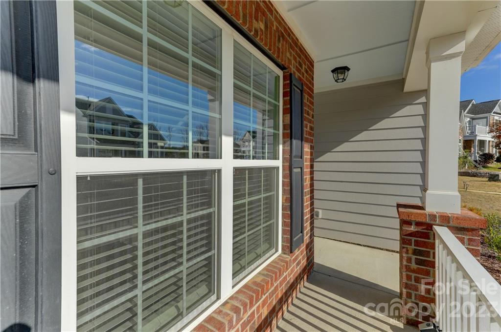 4075 Whittier Lane Tega Cay, SC 29708 - Photo 4 of 37 Gallery Image 4
