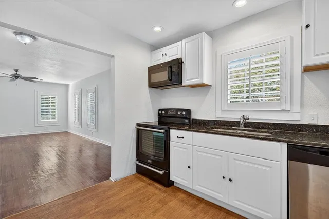 $1,400 | 3516 Topeka Street, Corpus Christi, TX 78411