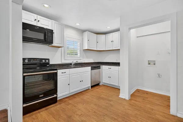 $1,400 | 3516 Topeka Street, Corpus Christi, TX 78411