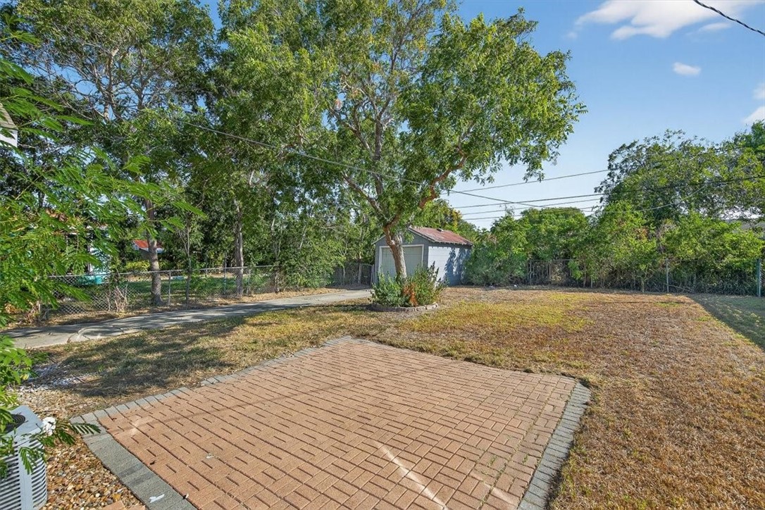 3516 Topeka Street Corpus Christi, TX 78411 - Photo 26 of 33