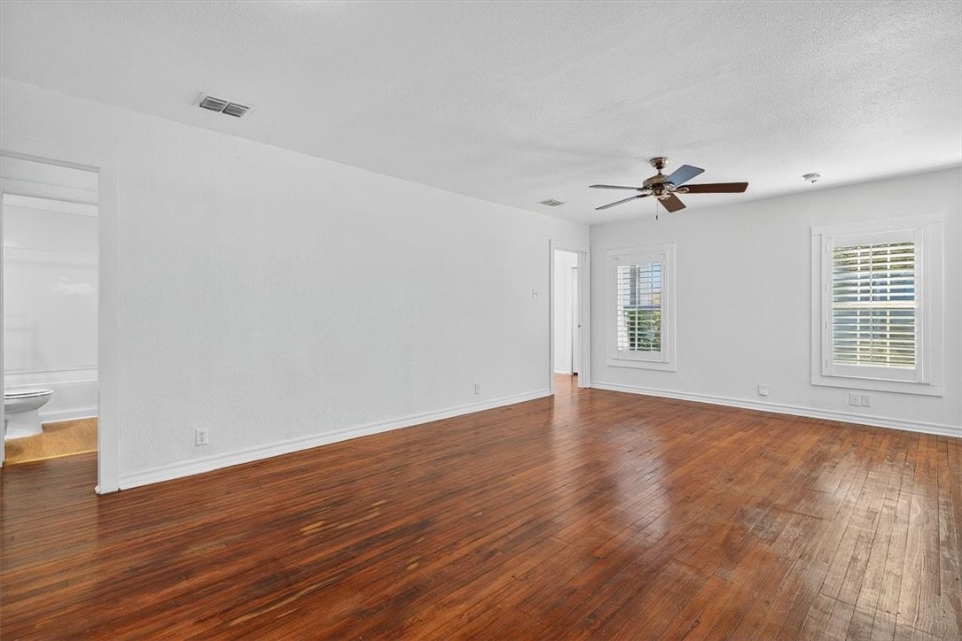 3516 Topeka Street Corpus Christi, TX 78411 - Photo 4 of 33