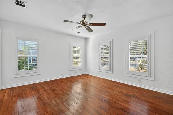 $1,400 | 3516 Topeka Street, Corpus Christi, TX 78411