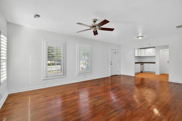 $1,400 | 3516 Topeka Street, Corpus Christi, TX 78411