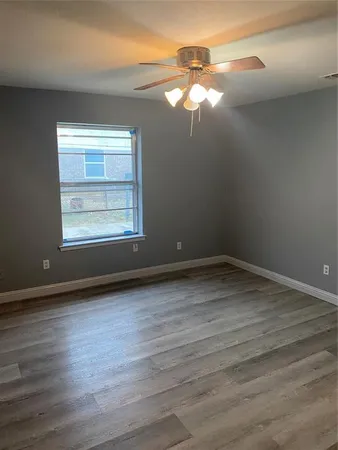 $1,600 | 7035 Crosstimbers Lane, North Richland Hills, TX 76182