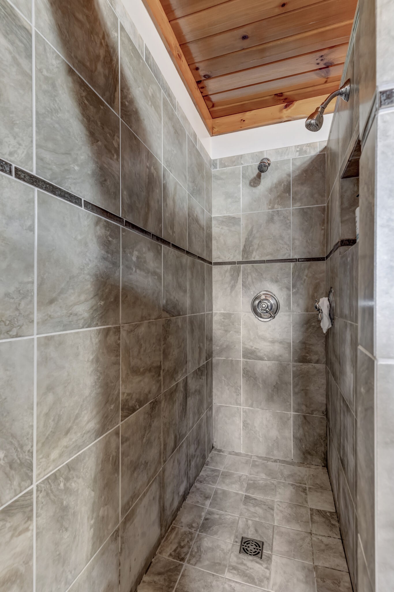 6743 Bethlehem Road Springfield, TN 37172 - Photo 23 of 56 a bathroom with a shower