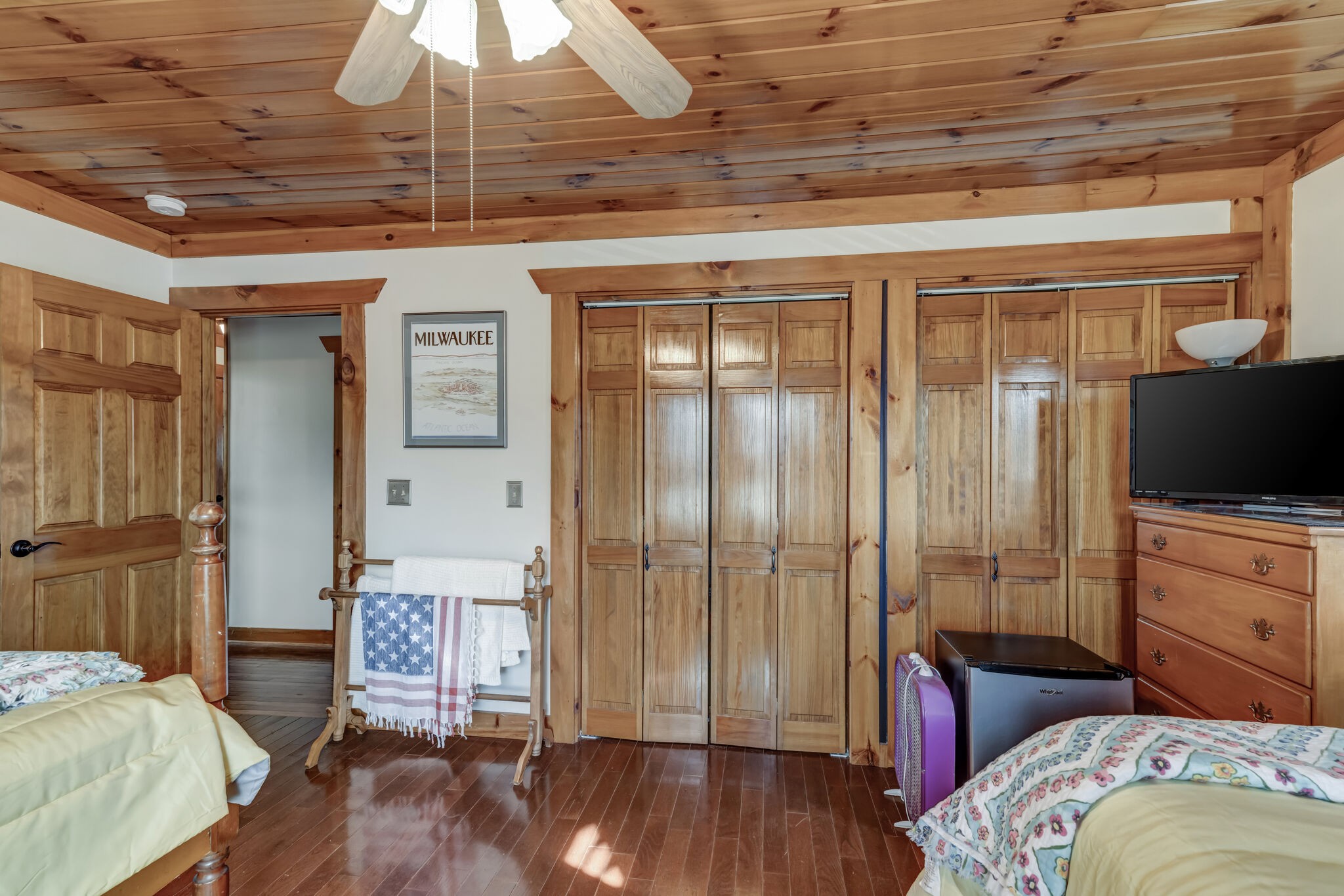 6743 Bethlehem Road Springfield, TN 37172 - Photo 30 of 56 a bedroom with a bed and wooden floor