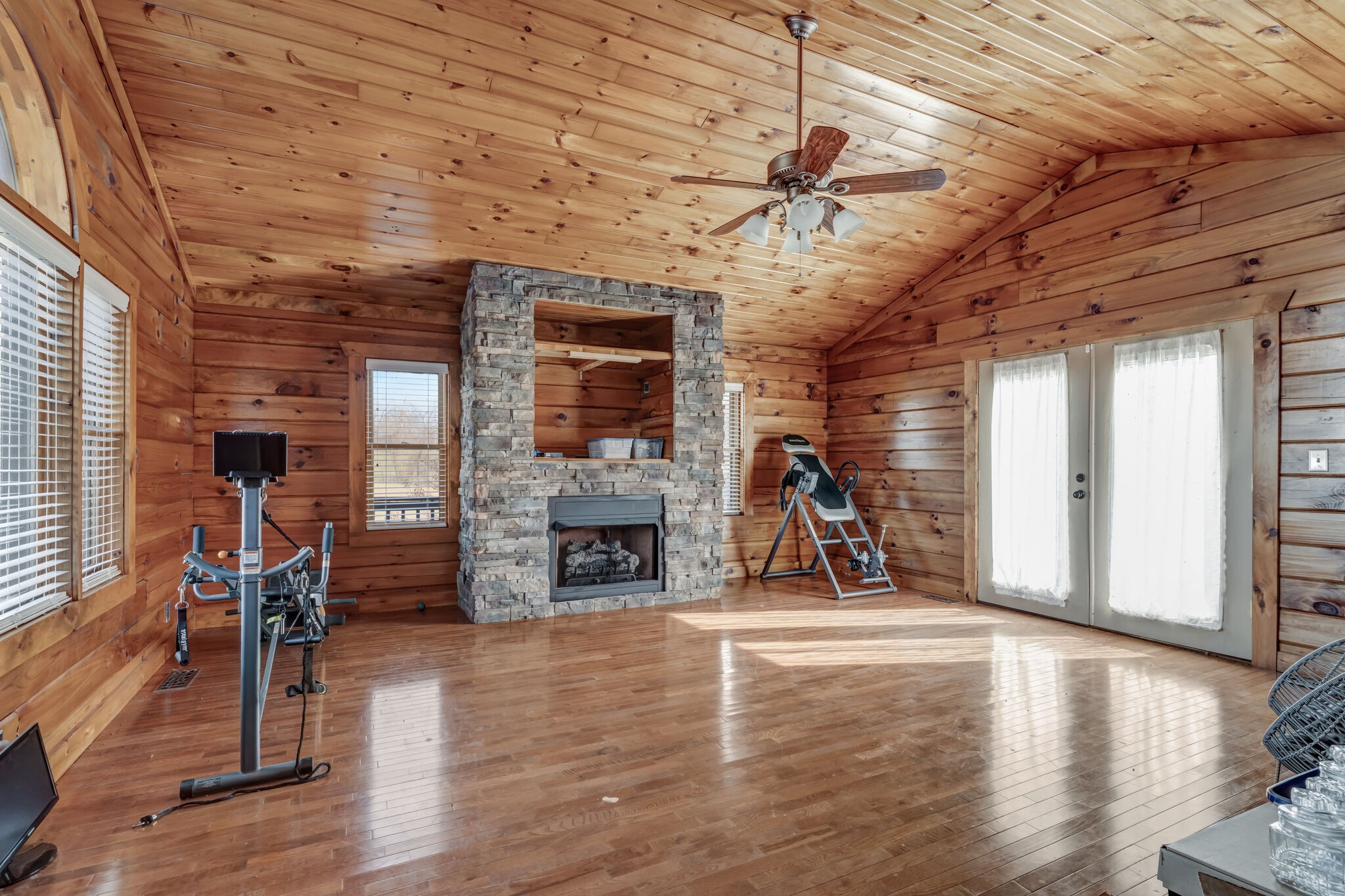 6743 Bethlehem Road Springfield, TN 37172 - Photo 34 of 56 a view of a livingroom with a fireplace