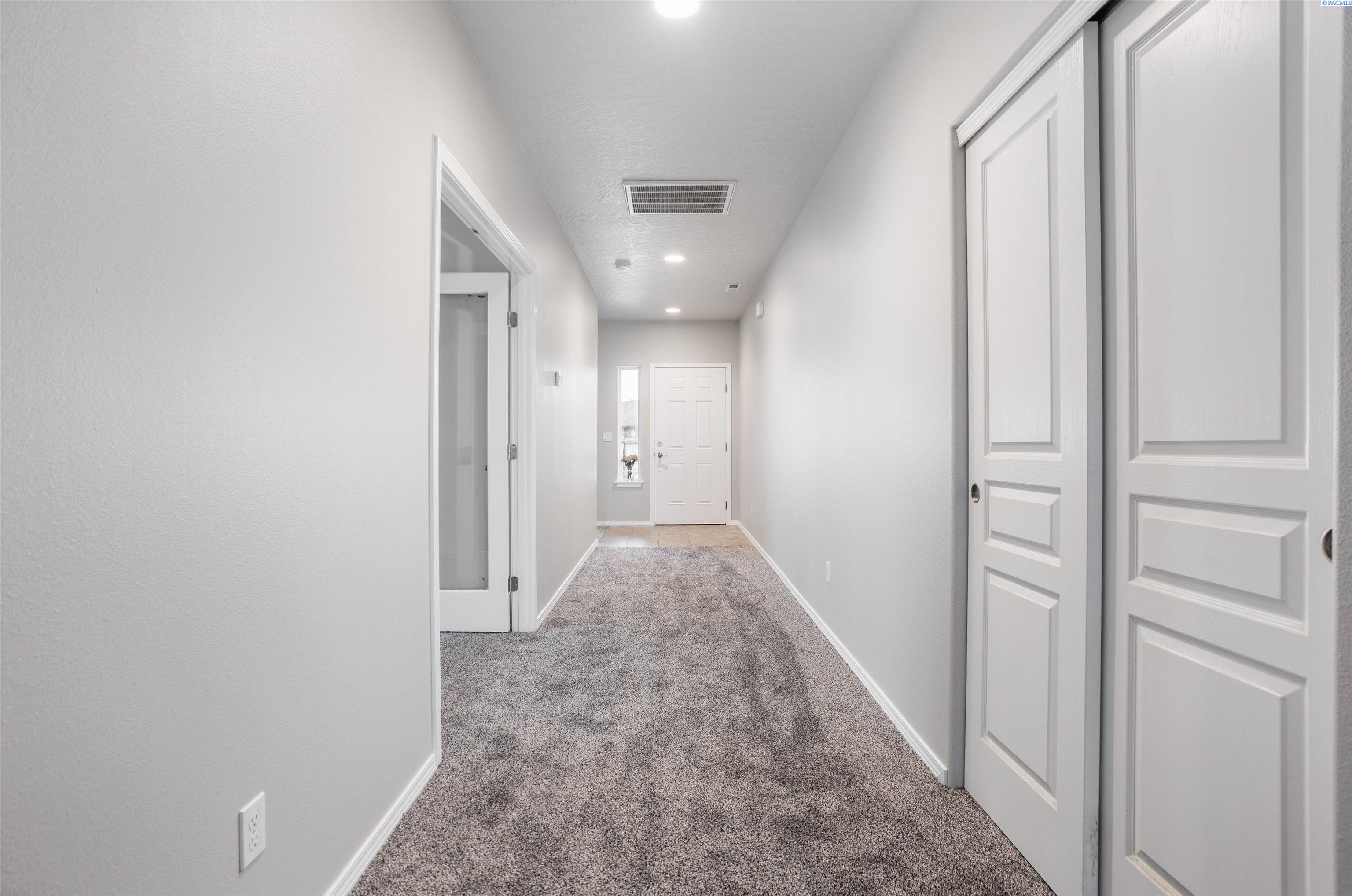 5614 Rio Grande Lane Pasco, WA 99301 - Photo 14 of 32 Gallery Image 14
