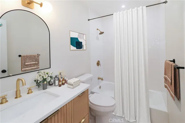$2,500 | 10 Linda Vista Road, Unit 10, San Diego, CA 92111