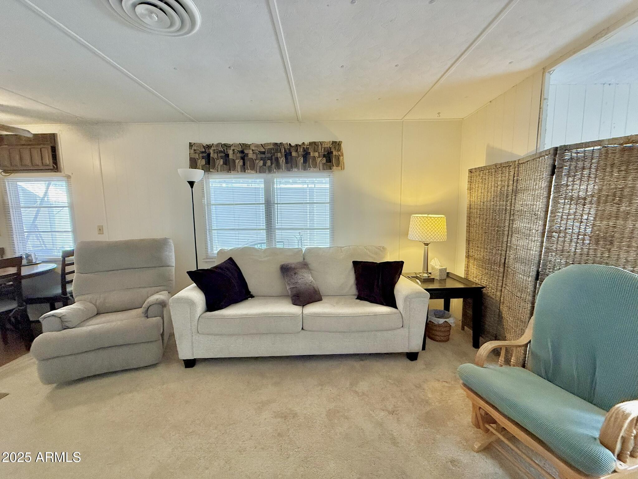 601 North Hayden Road, Unit 89 Scottsdale, AZ 85257 - Photo 11 of 35 Living room