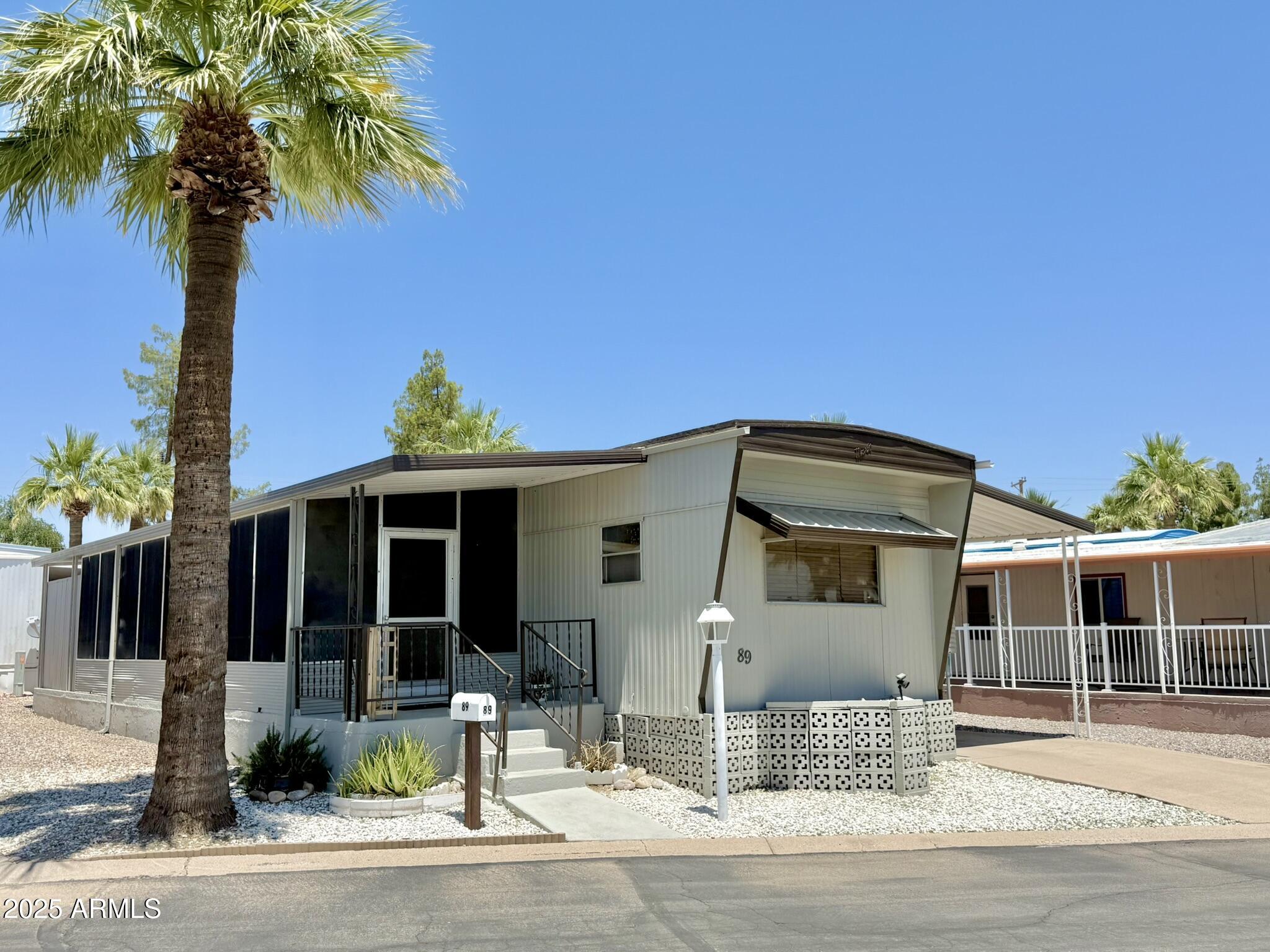 601 North Hayden Road, Unit 89 Scottsdale, AZ 85257 - Photo 7 of 35 Large Screened Patio