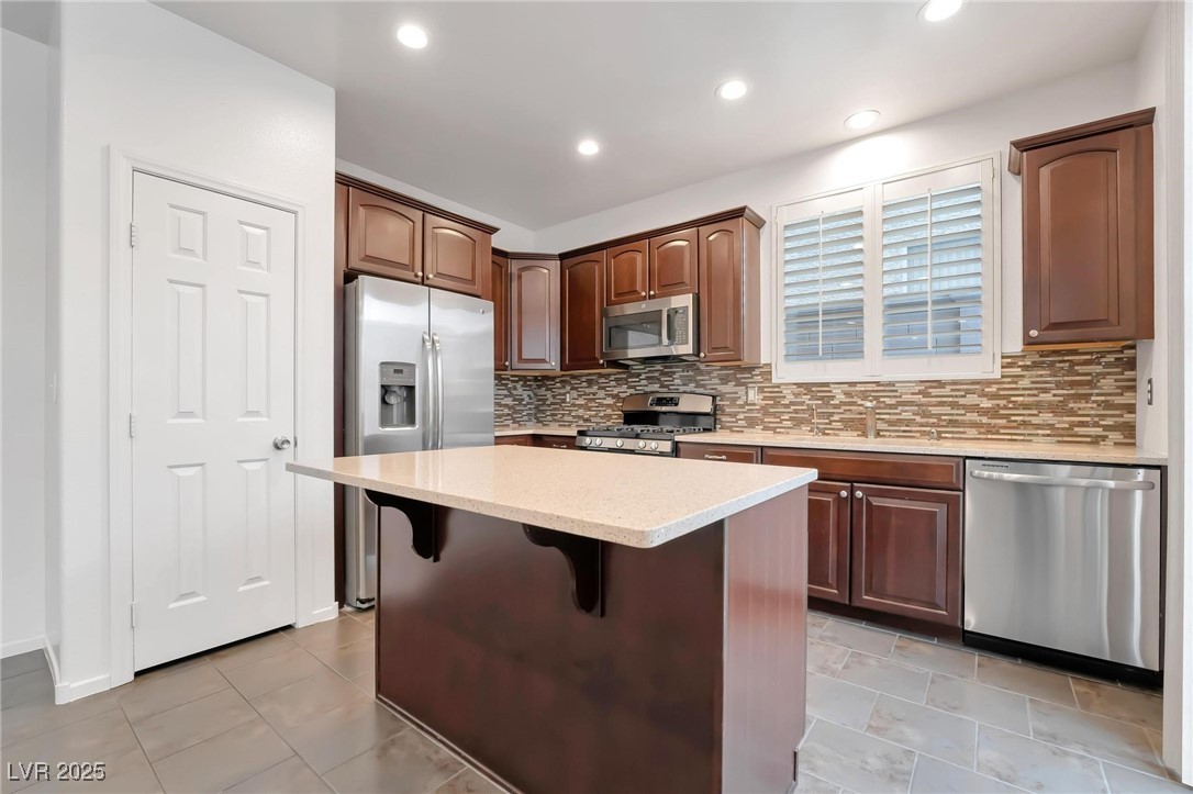 1982 Thunder Ridge Circle Henderson, NV 89012 - Photo 13 of 35 Gallery Image 13