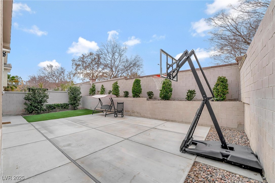 1982 Thunder Ridge Circle Henderson, NV 89012 - Photo 29 of 35 Gallery Image 29
