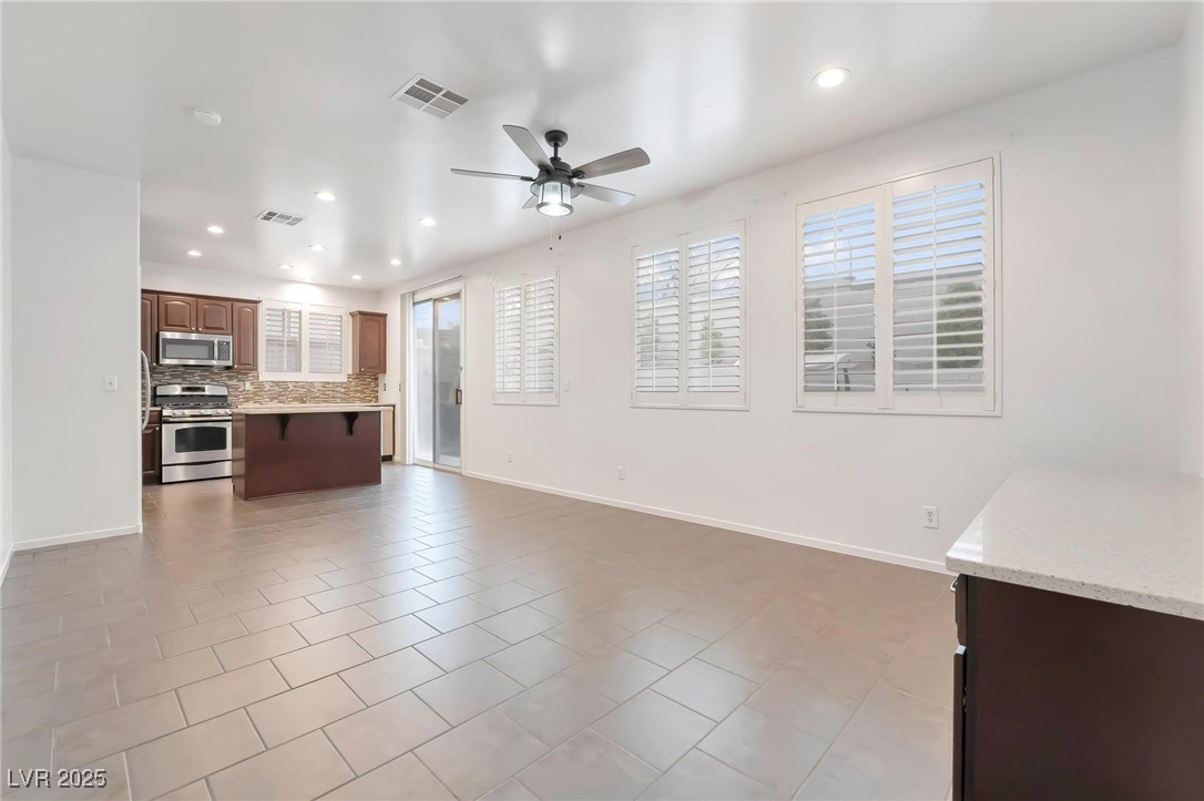 1982 Thunder Ridge Circle Henderson, NV 89012 - Photo 9 of 35 Gallery Image 9