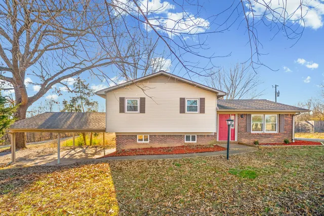 $199,900 | 115 Noel Drive, Cadiz, KY 42211