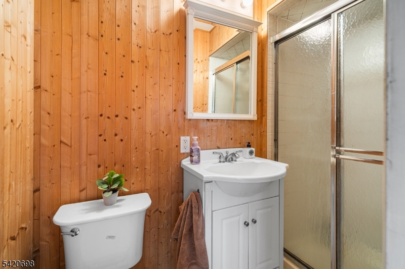556 Valley Road Clark, NJ 07066 - Photo 13 of 40