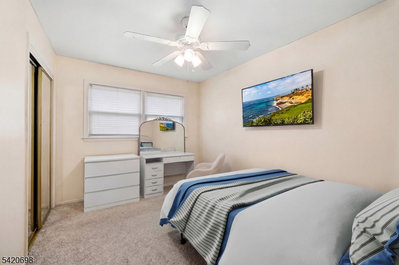 556 Valley Road Clark, NJ 07066 - Photo 16 of 40