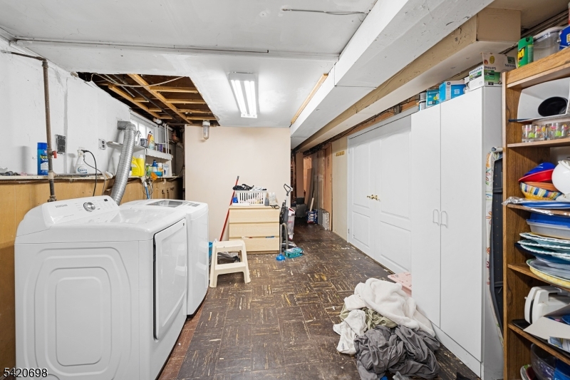 556 Valley Road Clark, NJ 07066 - Photo 24 of 40