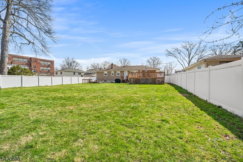 556 Valley Road Clark, NJ 07066 - Photo 32 of 40