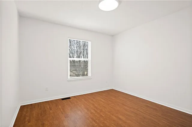 $500,000 | 600-602 Andypaul Court, Raymore, MO 64083