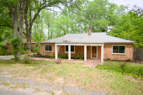 $259,500 | 85 John Street, Williston, SC 29853