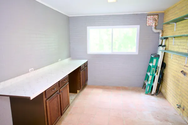 $259,500 | 85 John Street, Williston, SC 29853