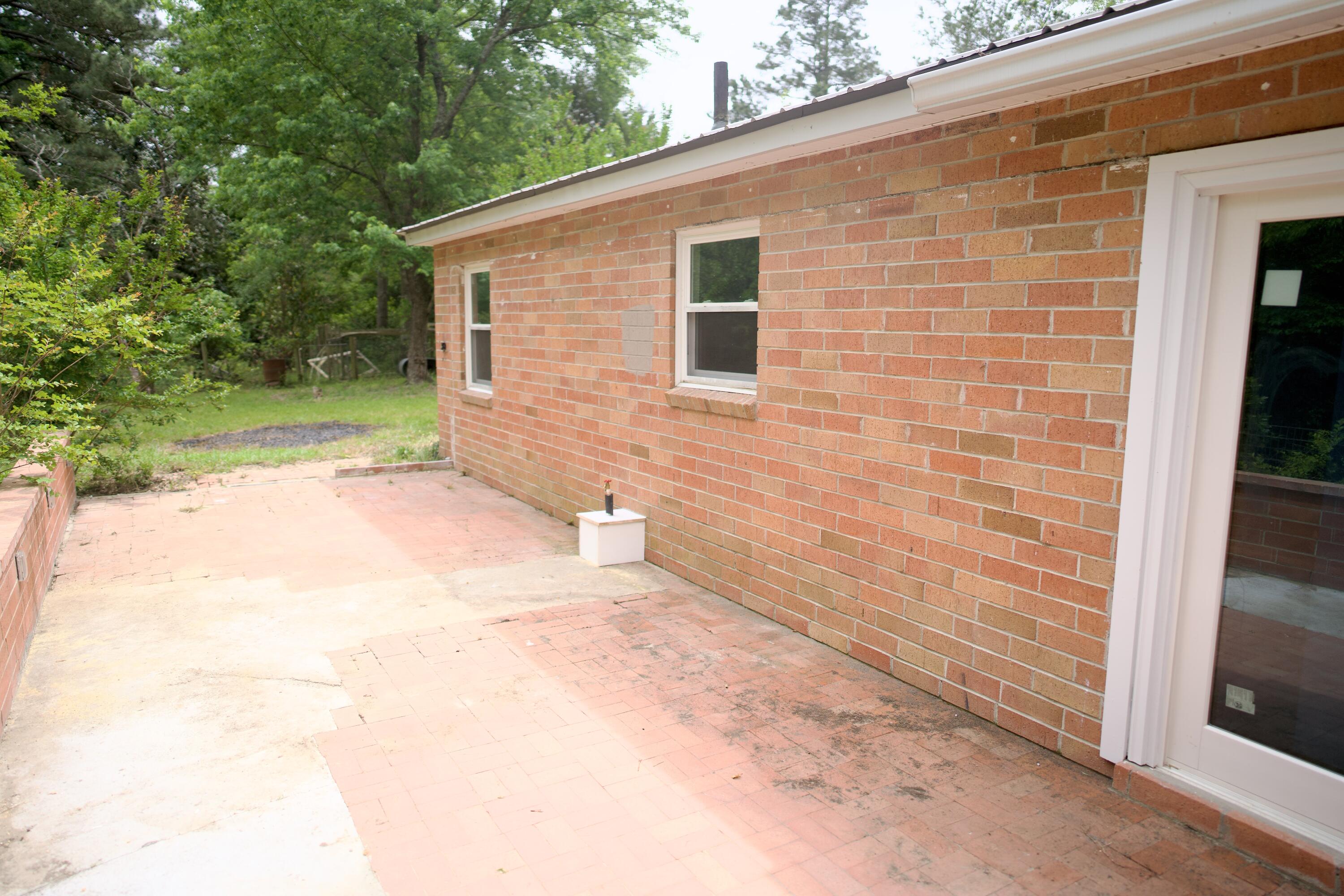 85 John Street Williston, SC 29853 - Photo 44 of 50 DSC00653