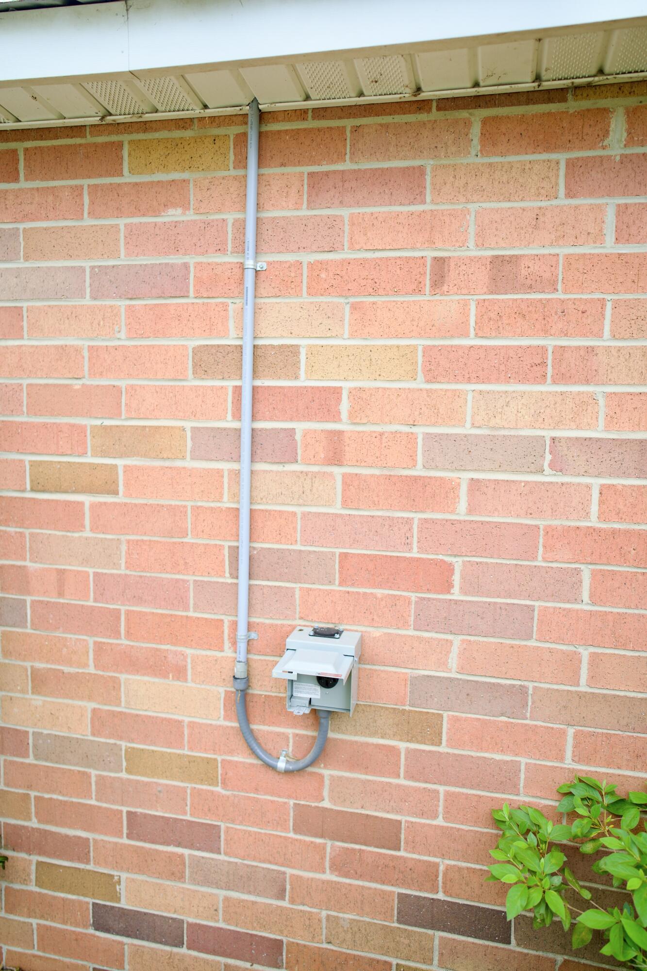 85 John Street Williston, SC 29853 - Photo 9 of 50 DSC00644