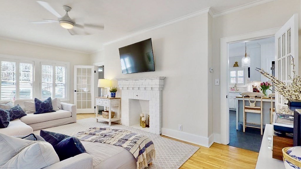 93 Bay State Road Worcester, MA 01606 - Photo 12 of 28