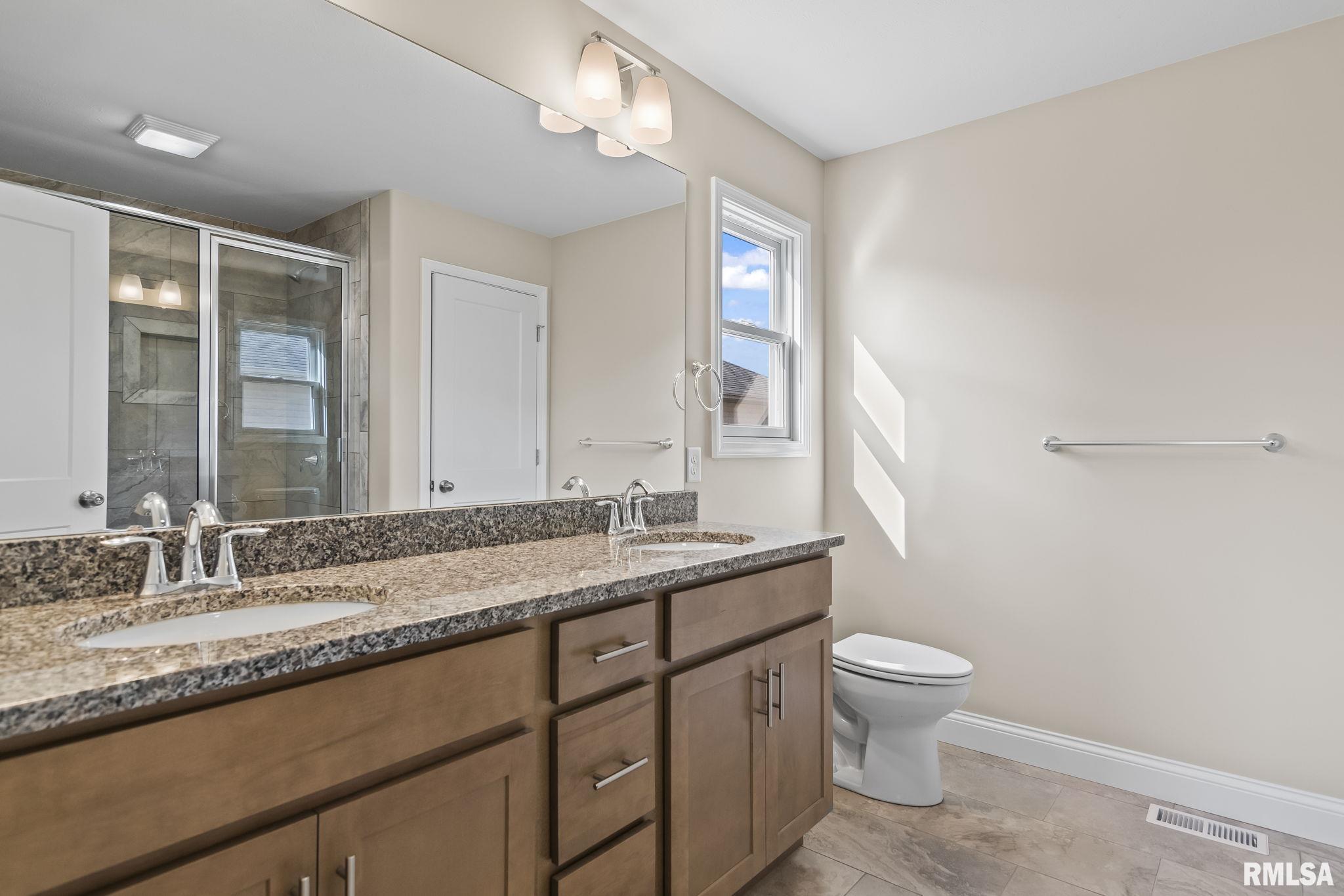 4602 Castle Pines Drive Springfield, IL 62711 - Photo 16 of 27 Gallery Image 16