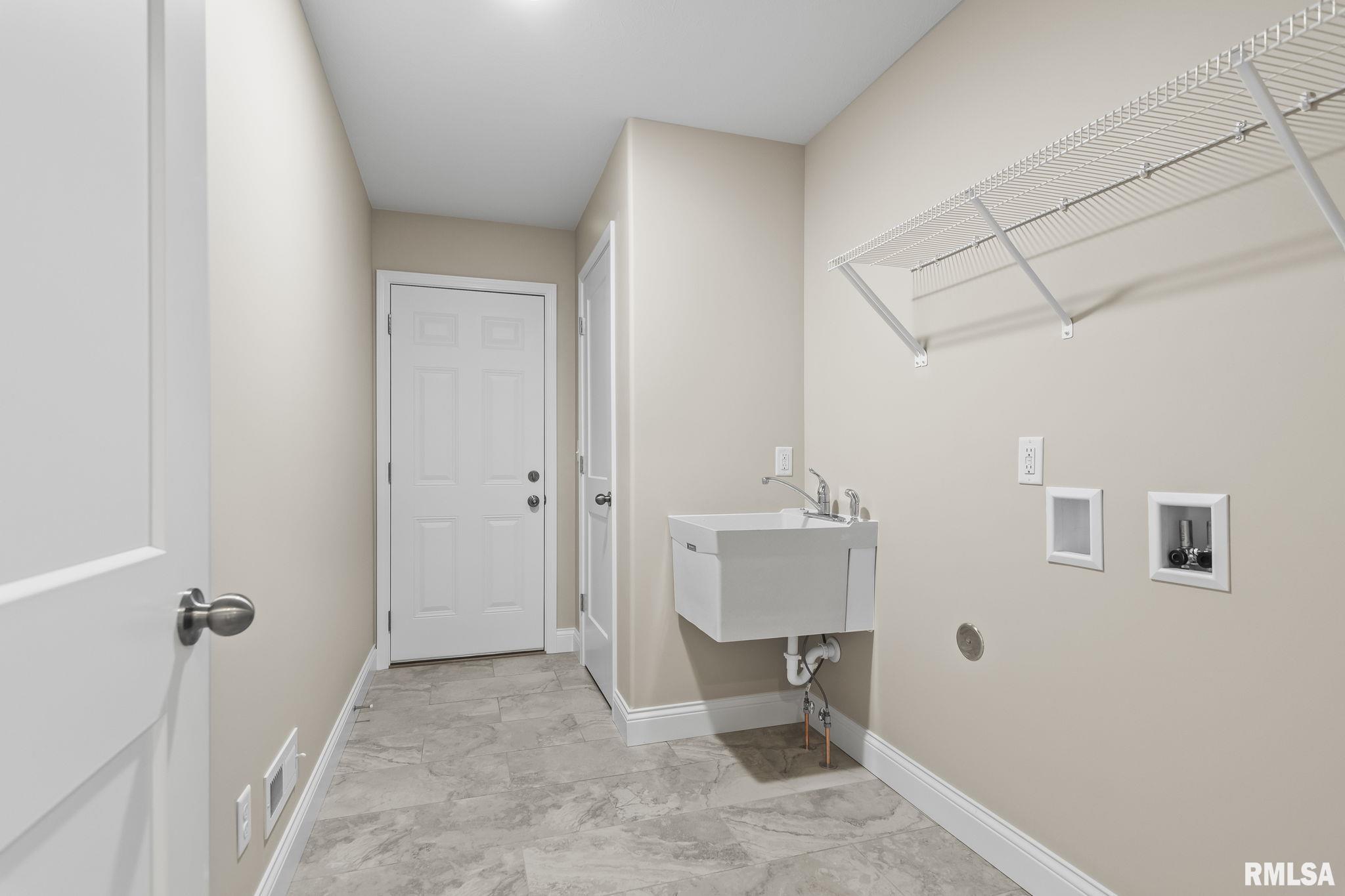 4602 Castle Pines Drive Springfield, IL 62711 - Photo 22 of 27 Gallery Image 22