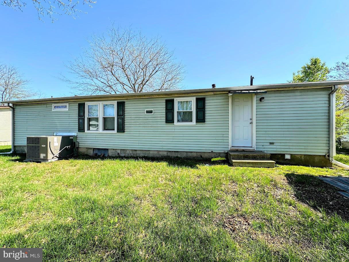 19 Gordon Drive Dover, DE 19901 - Photo 19 of 19 a front view of a house with yard