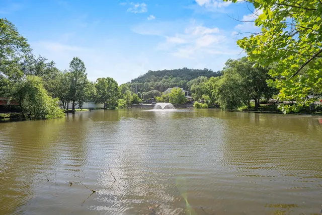 $125,000 | 900 Mountain Creek Road, Unit E66, Chattanooga, TN 37405