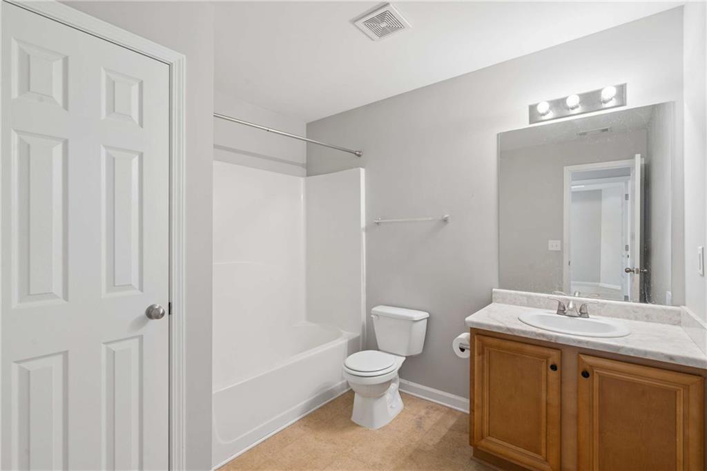 3499 Stoneleigh Walk Lithonia, GA 30038 - Photo 27 of 39