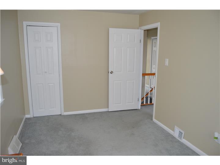 225 Ridgefield Road Philadelphia, PA 19154 - Photo 18 of 25 Bedroom 3