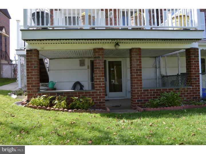 225 Ridgefield Road Philadelphia, PA 19154 - Photo 24 of 25 Patio