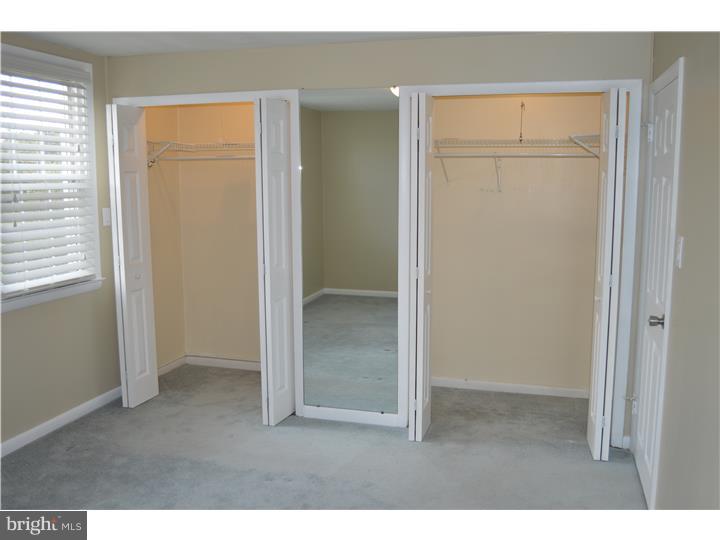 225 Ridgefield Road Philadelphia, PA 19154 - Photo 4 of 25 Bedroom - Main