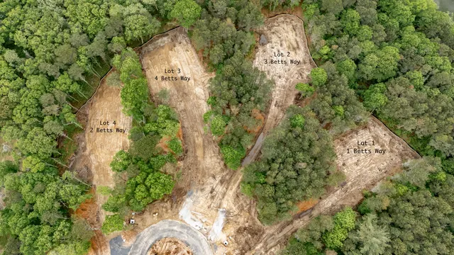 $1,700,000 | 2 Betts Way, East Falmouth, MA 02536