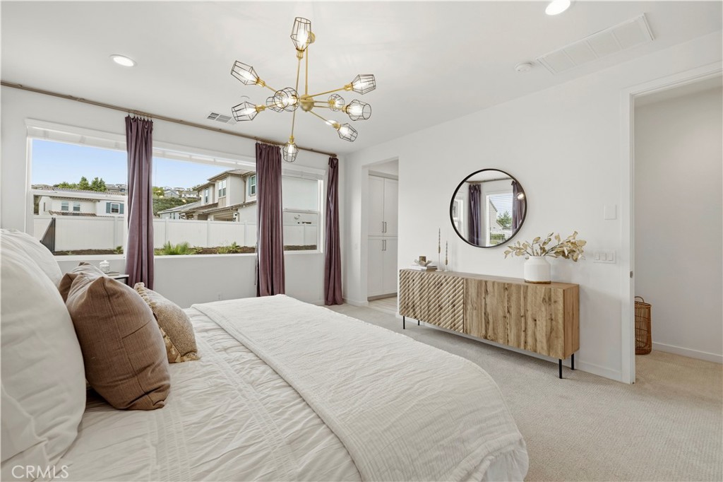 18135 Tableau Way Saugus, CA 91350 - Photo 25 of 43