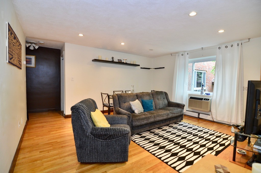 14 Bryon Road, Unit 4 Boston, MA 02467 - Photo 10 of 16 Gallery Image 10