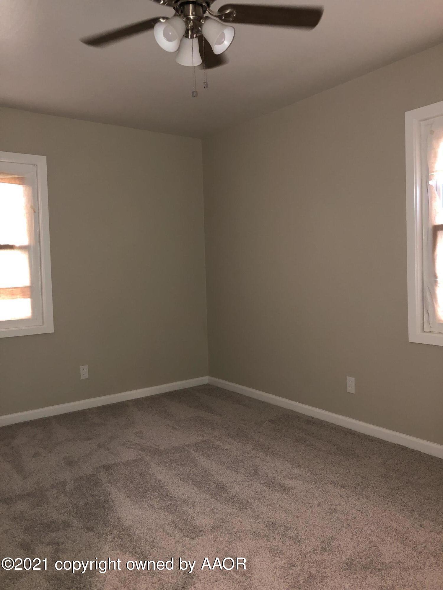4604 South Hayden Street Amarillo, TX 79110 - Photo 10 of 16 masterbedroom