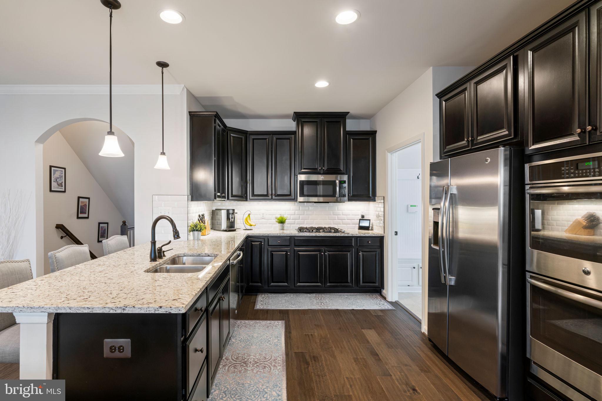 18044 Red Mulberry Road Dumfries, VA 22026 - Photo 10 of 56 Gallery Image 10