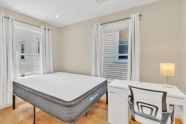 $3,400 | 11 Burrell Street, Unit 2, Boston, MA 02119